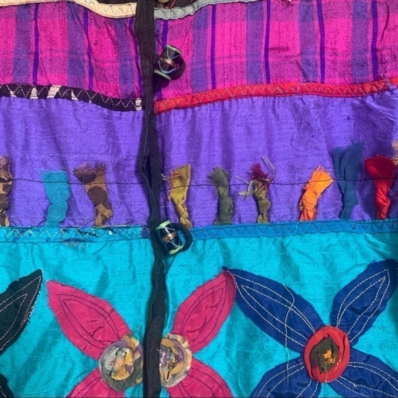 Vintage Allure 80s/90s Silk Blend Embroidered Mixed Media Patchwork Jacket Small - Picture 3 of 5